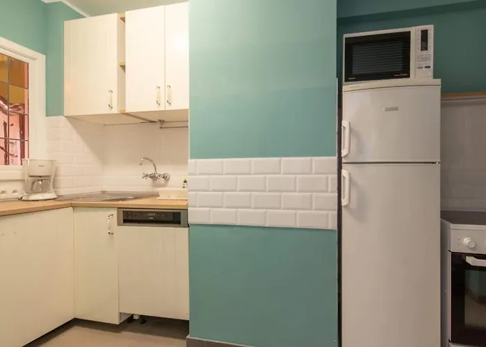 In With Stunning Sea View Апартаменти