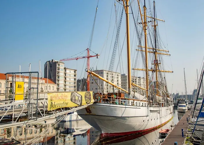 In With Stunning Sea View * Остенде