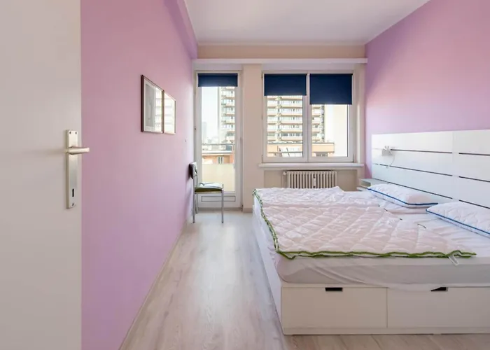 Апартаменти In With Stunning Sea View